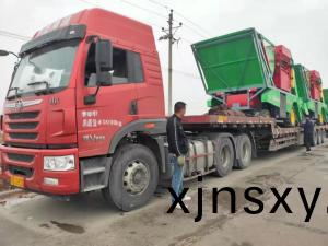 天津莖穗兼收玉米收穫機髮貨了