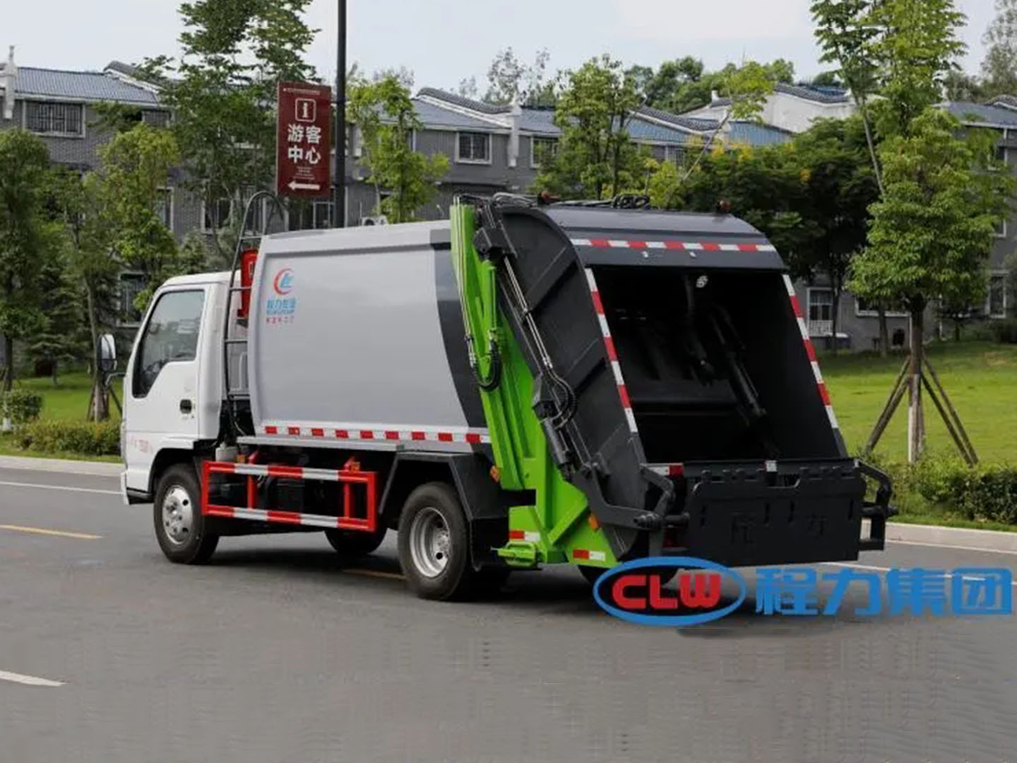 國六五十鈴6方壓縮垃圾(ji)車