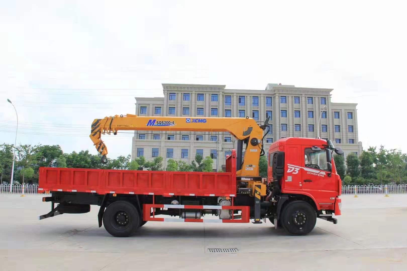 國(guo)六東風暢行D3L單(dan)橋(qiao)隨車弔