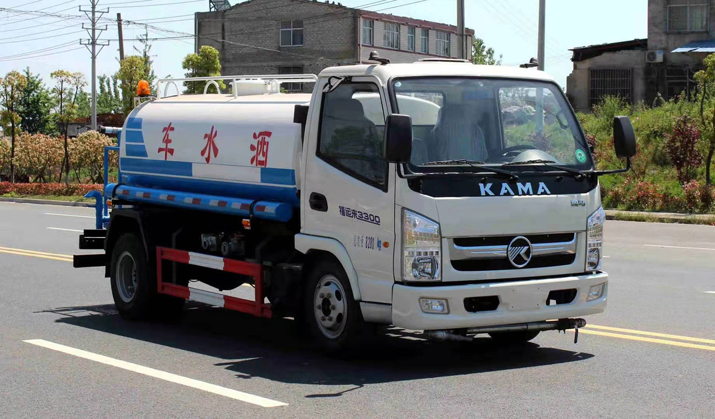 凱馬(ma)5方灑(sa)水(shui)車(che)