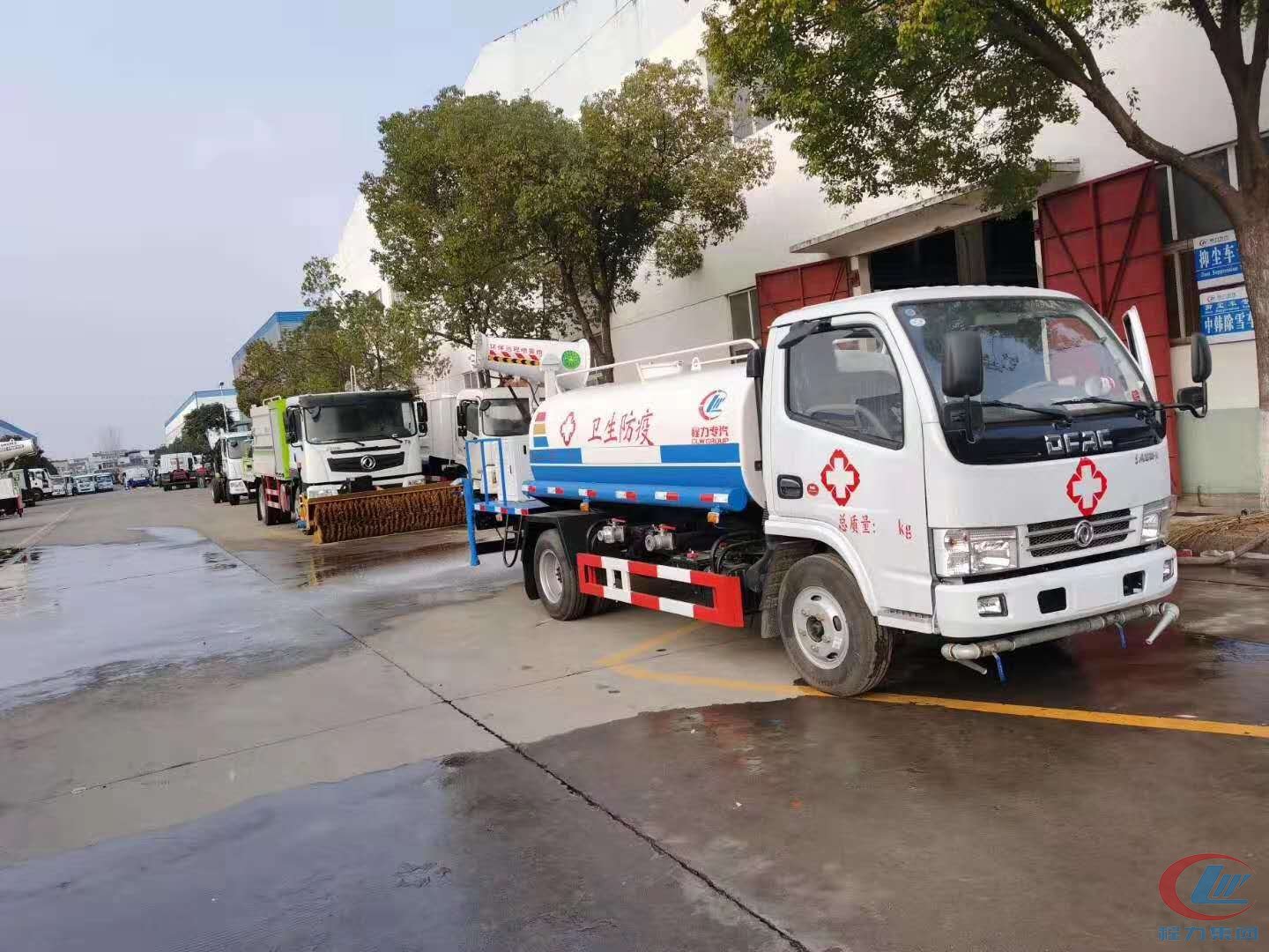 抑塵車消(xiao)毒車(che)